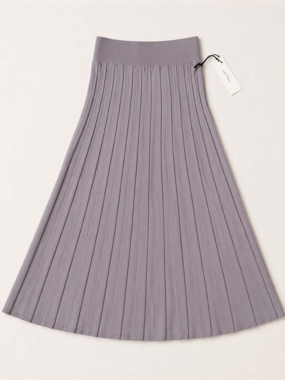 Pleated Midi Skirt in Soft Lavender-Gray